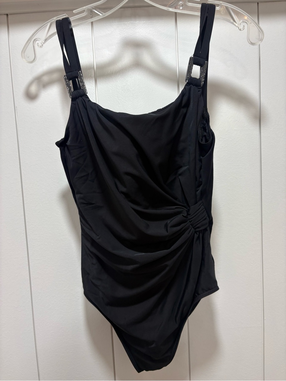 Miraclesuit Lisa Jane One Piece Swimsuit Black SZ 12 Tummy Control Underwire Bra